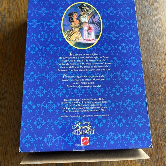 NIB Disney Signature Collection Beauty and the Beast Belle Doll in Gold Dress - Picture 5 of 8